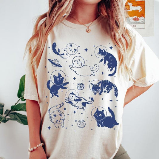 Cats in Space Shirt, Funny Cat Tshirt, Aesthetic Graphic Retro Vintage T Shirt, Cat Lover Gift, Cat Tee