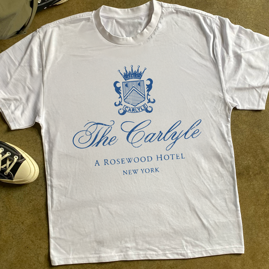 'THE CARLYLE' HOTEL AGED PRINT HEAVY WHITE TEE