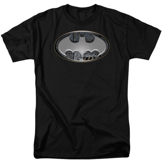 Batman Steel Wall Shield - Men's Regular Fit T-Shirt
