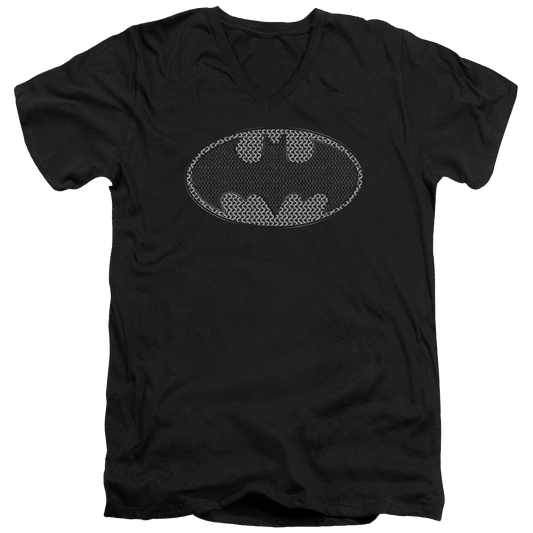Batman Chainmail Shield - Men's V-Neck T-Shirt