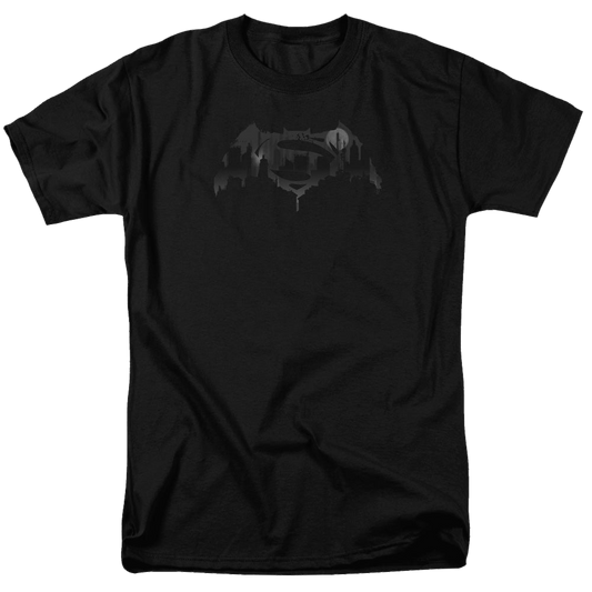 Batman v Superman Cityscape Logo - Men's Regular Fit T-Shirt