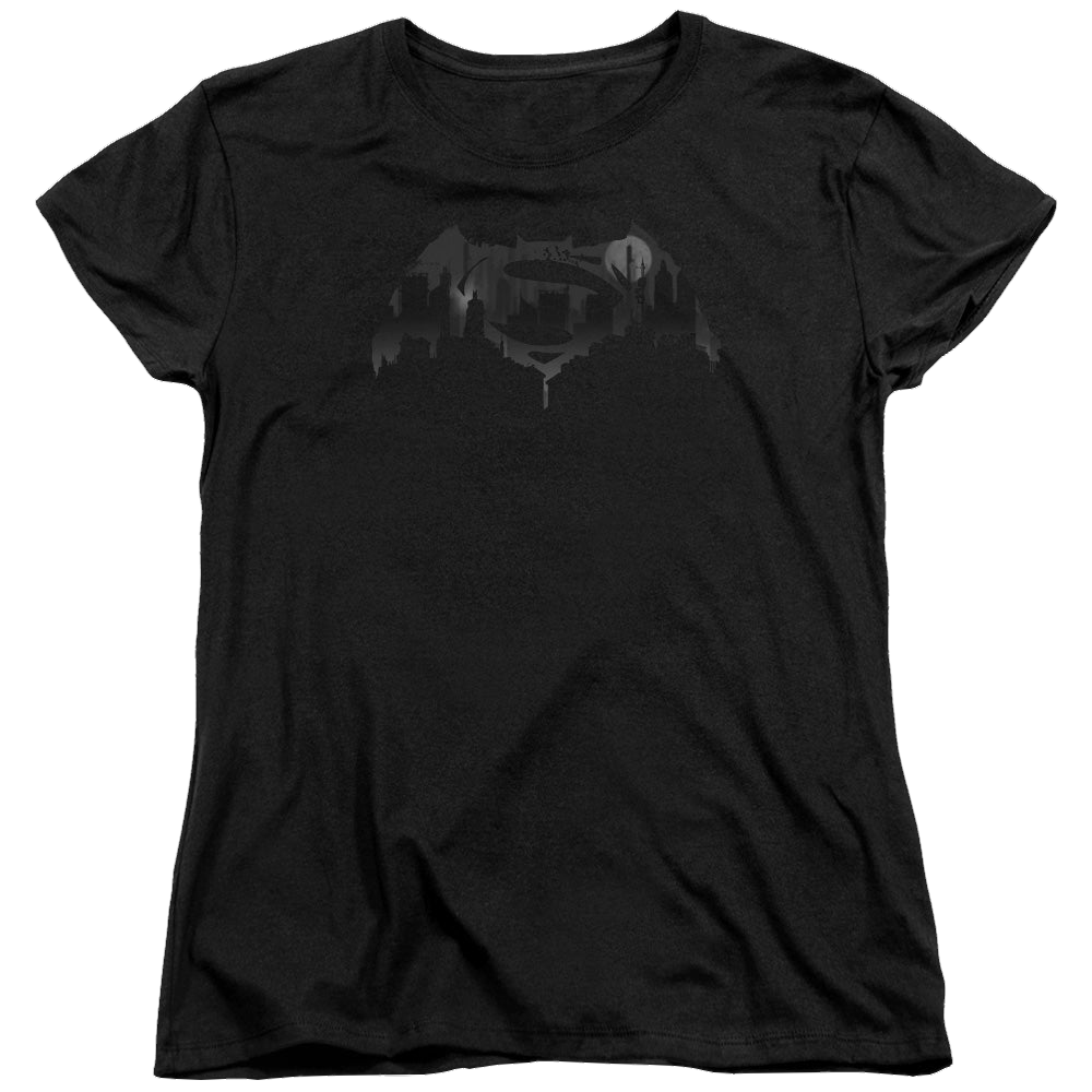 Batman v Superman Cityscape Logo - Women's T-Shirt