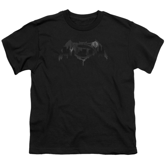 Batman v Superman Cityscape Logo - Youth T-Shirt