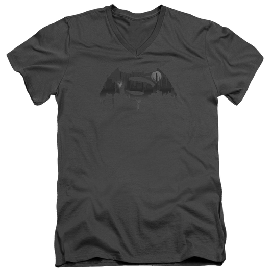 Batman v Superman Cityscape Logo - Men's V-Neck T-Shirt Style003