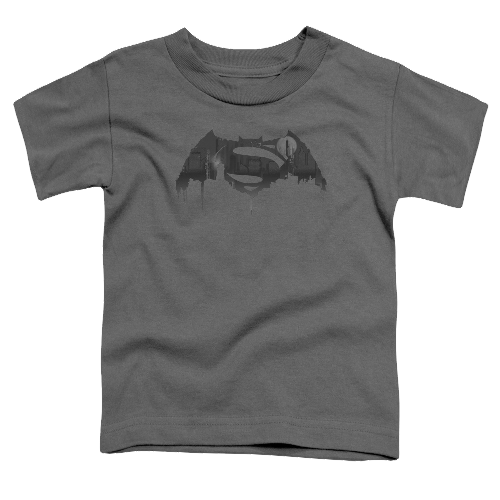 Batman v Superman Cityscape Logo - Kid's T-Shirt Style002