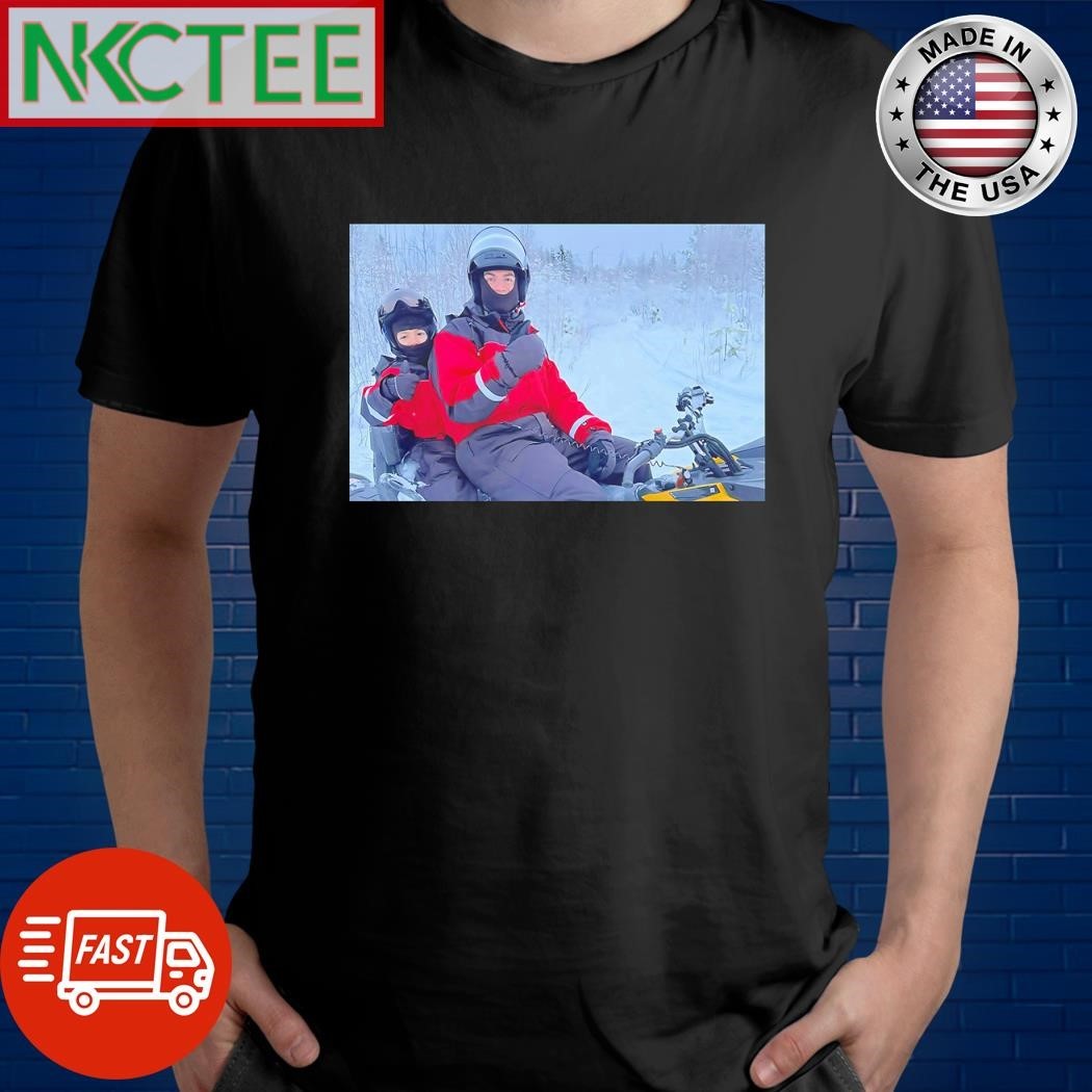 Cristiano Ronaldo Winter break goes skiing with son shirt