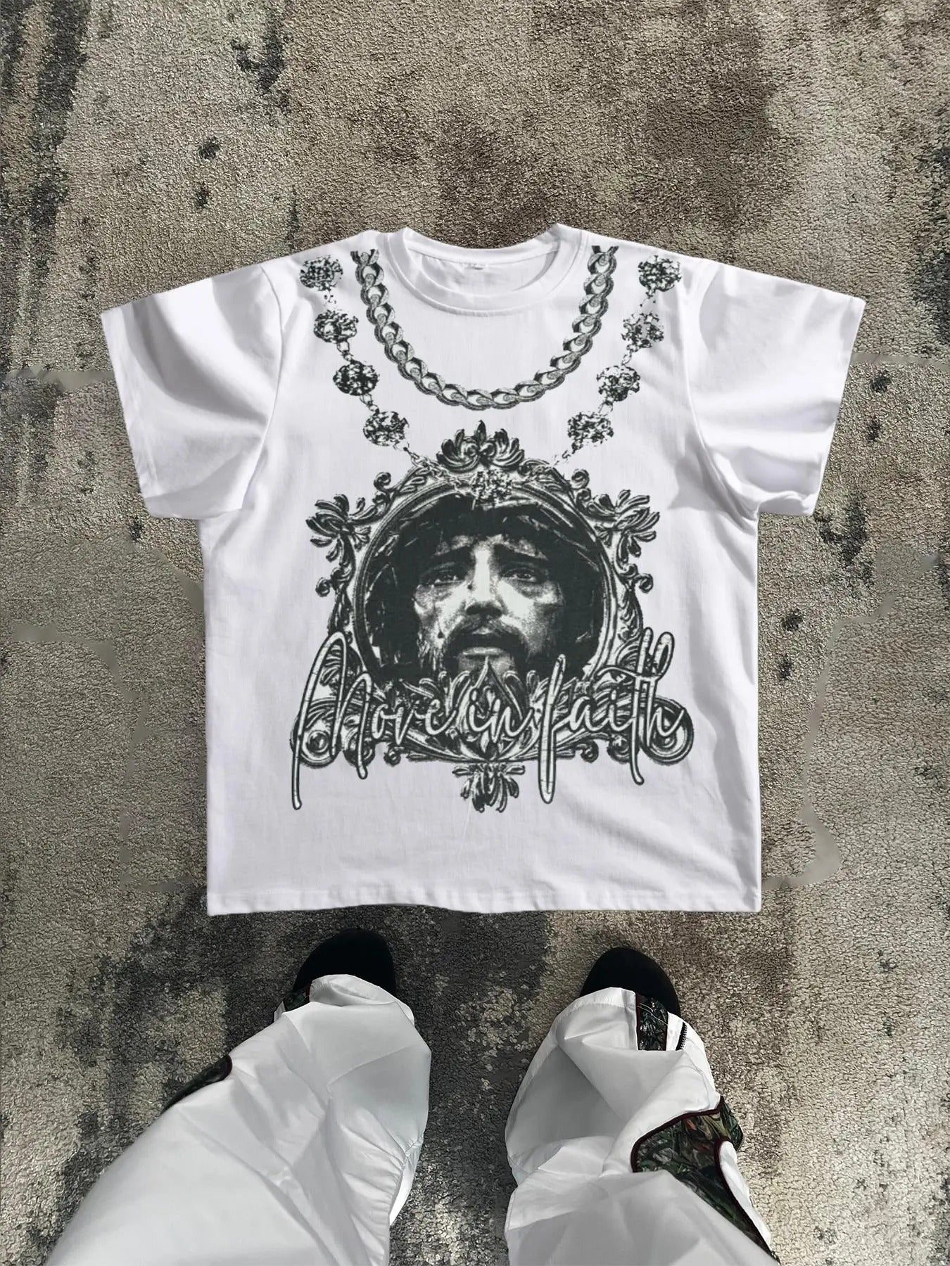 Men's Letter & Characters Graphic Print Round Neck Tee, Street Casual Regular Fit Short Sleeve T-shirt for Daily Wear, Men's Top for All Seasons