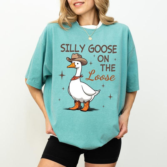 Silliest Goose On The Loose T-Shirt Comfort Colors, Funny Cowboy Goose Graphic Printed Tee, Silliest Goose Tshirt, Meme Goose Bumps Tee, Funny Duck Shirt, Casual Women's Tops, Cotton Fabric Womenswear