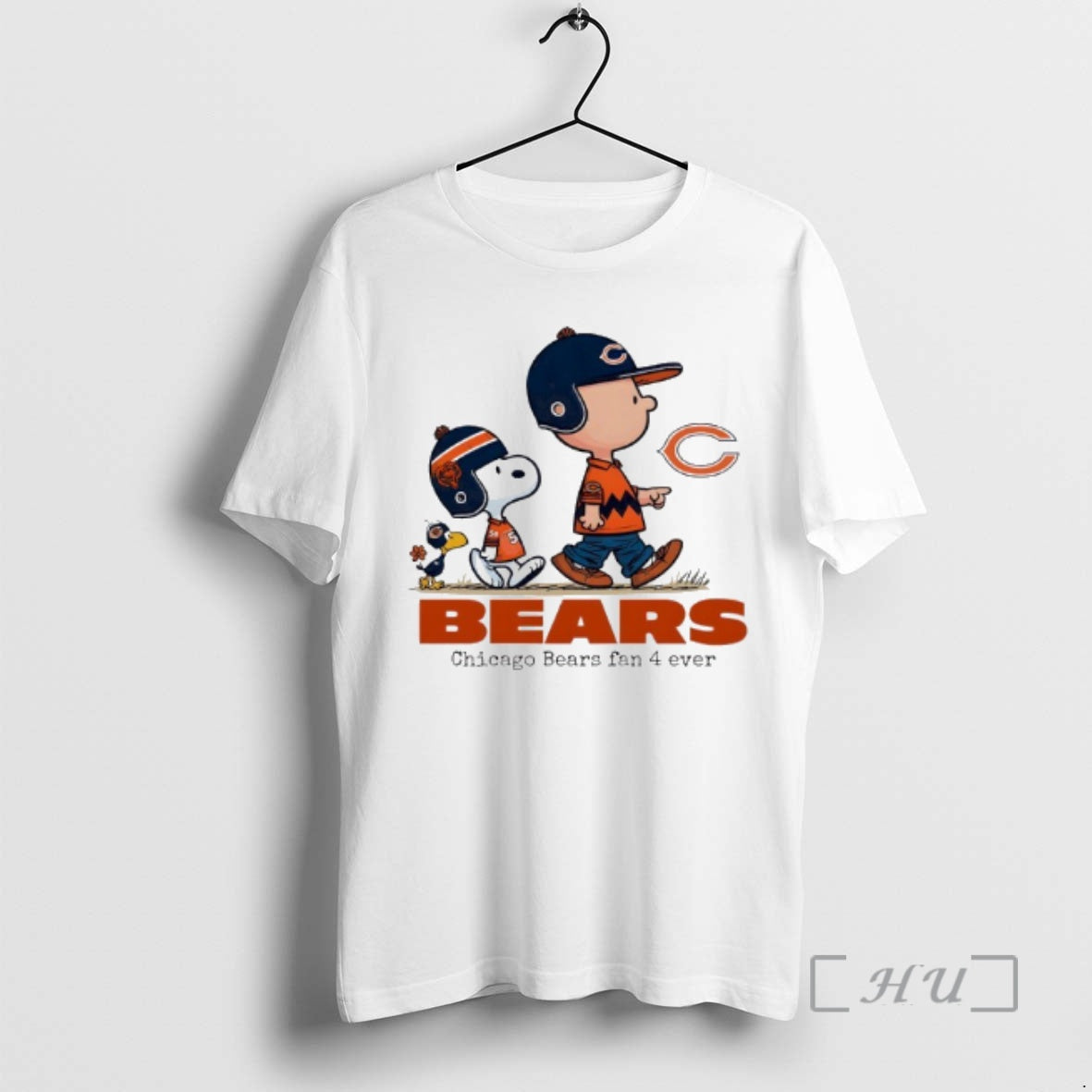 Trending Snoopy Vs Charlie Brown Chicago Bears Fan 4 Ever T-Shirts, Hoodie, Sweatshirt | VibeTeeNation.com