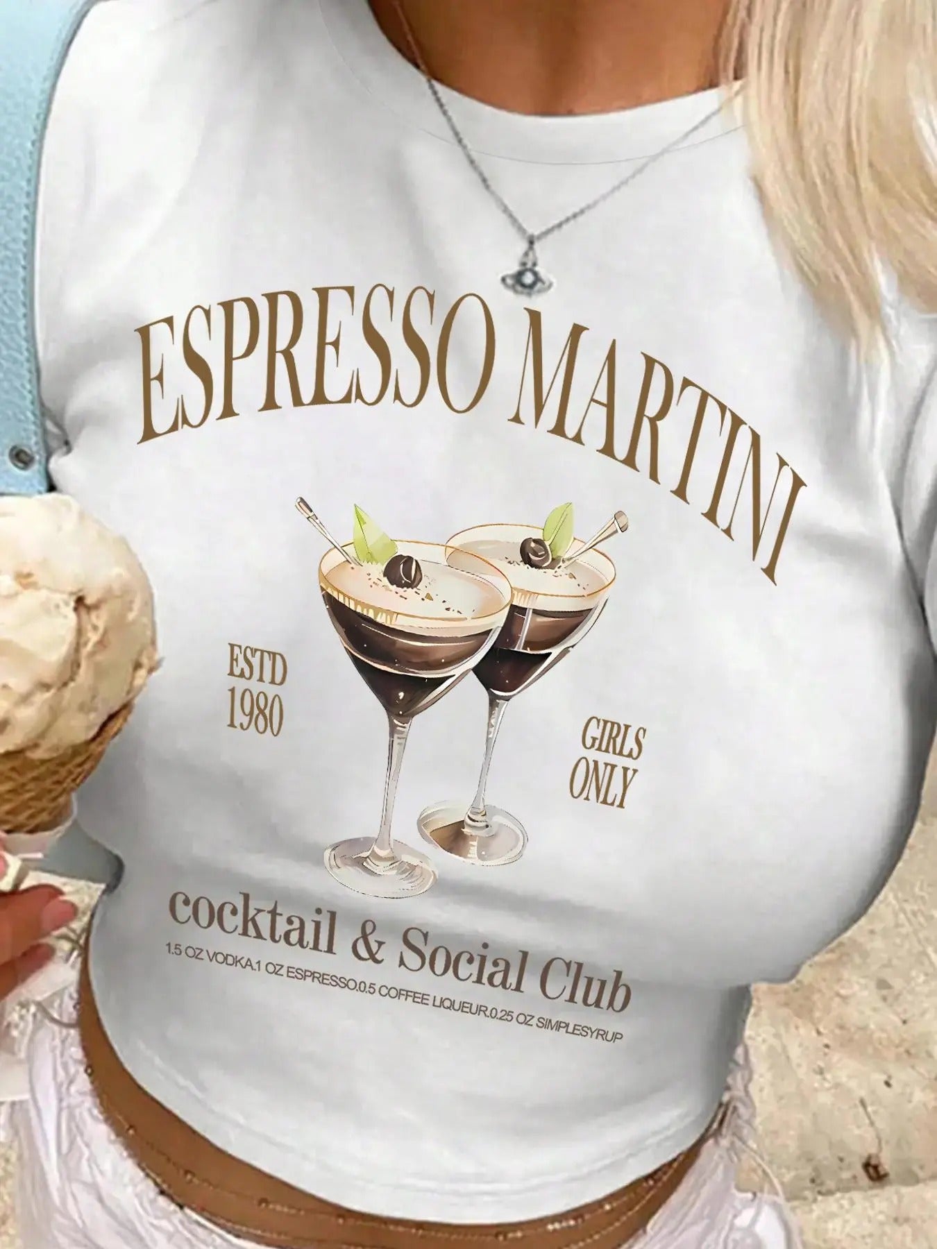 Women's Letter Graphic  Crop Tee, Casual Short Sleeve Crew Neck T-shirt for Daily Wear, Ladies Clothes for All Seasons
