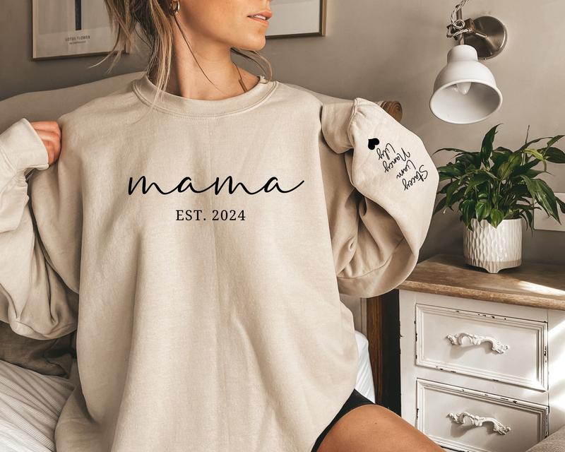 Mama Est Sweatshirt, Unisex T-Shirt, Custom Mama Est 2024 Sweatshirt, Custom Mom Sweatshirt, Mom Gift, New Mom... (Image 1)